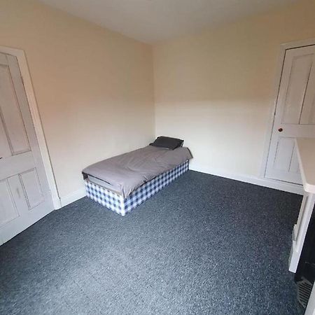 2 Bedroom House - Hopefield Road Leicester Extérieur photo