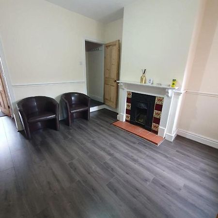 2 Bedroom House - Hopefield Road Leicester Extérieur photo